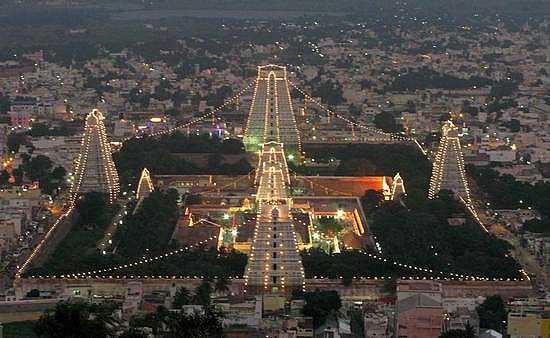 Tiruvannamalai Annamalaiyar Temple during Karthigai Deepam festival