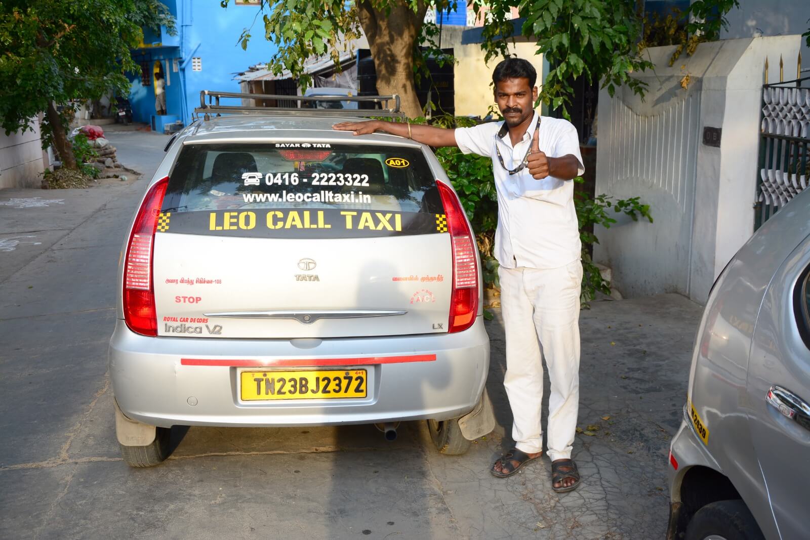 Hatchback Car for local Vellore taxi service